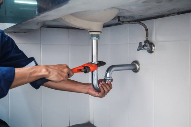 Best Emergency Plumber  in Hoisington, KS